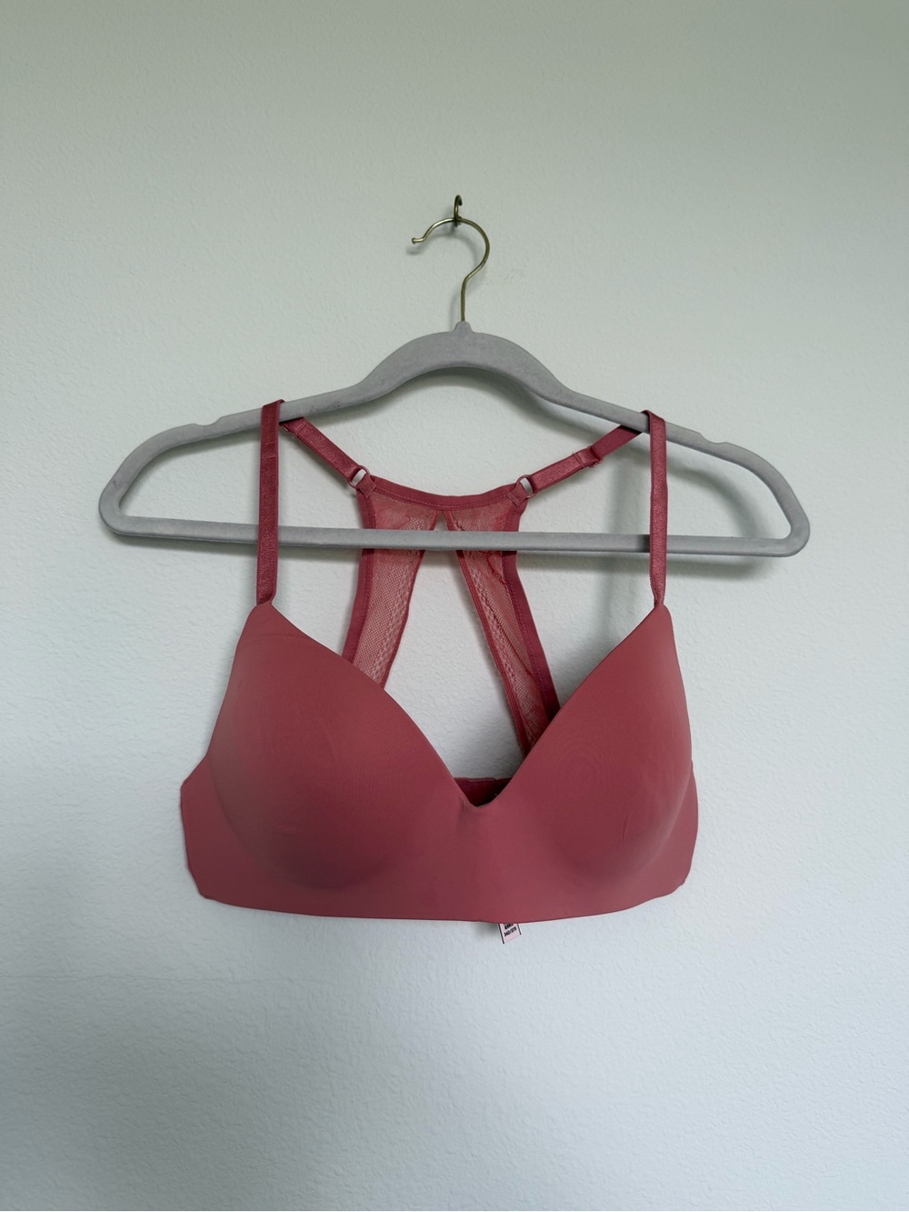 Victoria’s Secret Buttery Soft Pink Bra Size 34D
